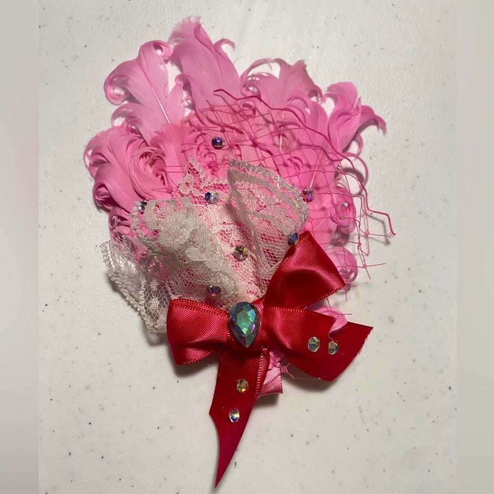 Birdcage veil lace feather fascinator hair accessory hot pink dance clip flapper